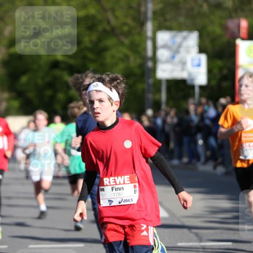 25.04.2025 - Das Zehntel Jannik Wohlers http://msf.ph/oto/7733012 26.04.2025 08:46:14 Laufen 1787 meine-sportfotos.de