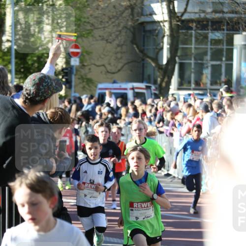 25.04.2025 - Das Zehntel Jannik Wohlers http://msf.ph/oto/7734387 26.04.2025 08:38:04 Laufen 3849, 1537 meine-sportfotos.de