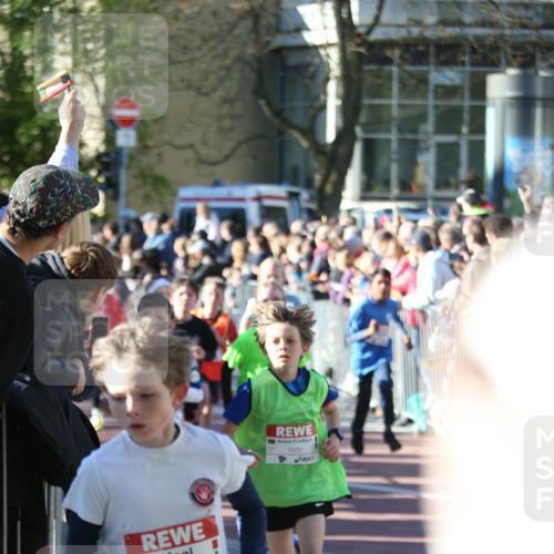25.04.2025 - Das Zehntel Jannik Wohlers http://msf.ph/oto/7734390 26.04.2025 08:38:03 Laufen 1750, 1537 meine-sportfotos.de