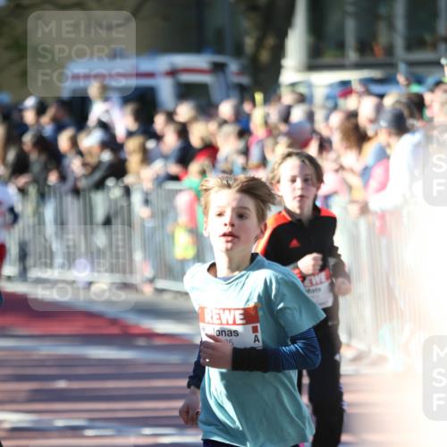 25.04.2025 - Das Zehntel Jannik Wohlers http://msf.ph/oto/7734441 26.04.2025 08:37:58 Laufen 5 meine-sportfotos.de