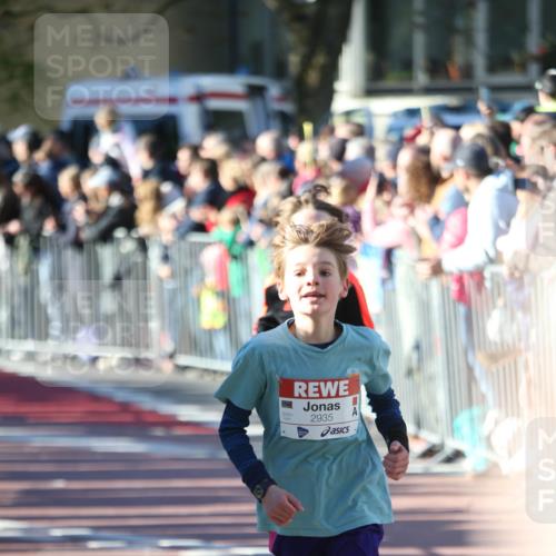 25.04.2025 - Das Zehntel Jannik Wohlers http://msf.ph/oto/7734447 26.04.2025 08:37:58 Laufen 2935 meine-sportfotos.de