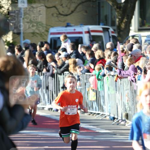 25.04.2025 - Das Zehntel Jannik Wohlers http://msf.ph/oto/7734478 26.04.2025 08:37:54 Laufen 3812 meine-sportfotos.de