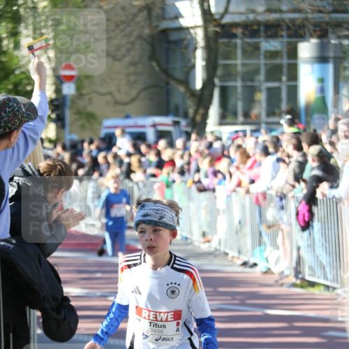 25.04.2025 - Das Zehntel Jannik Wohlers http://msf.ph/oto/7734500 26.04.2025 08:37:51 Laufen 3488 meine-sportfotos.de