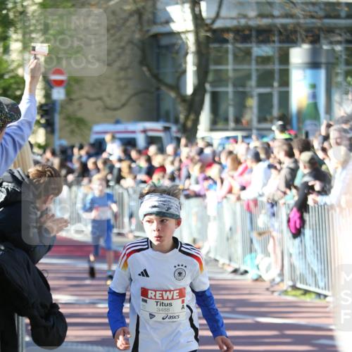 25.04.2025 - Das Zehntel Jannik Wohlers http://msf.ph/oto/7734503 26.04.2025 08:37:51 Laufen 3488 meine-sportfotos.de