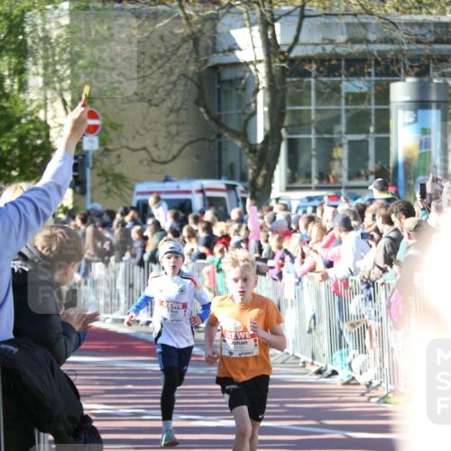 25.04.2025 - Das Zehntel Jannik Wohlers http://msf.ph/oto/7734542 26.04.2025 08:37:49 Laufen 3785 meine-sportfotos.de