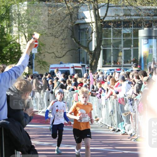 25.04.2025 - Das Zehntel Jannik Wohlers http://msf.ph/oto/7734548 26.04.2025 08:37:49 Laufen 3785, 00 meine-sportfotos.de