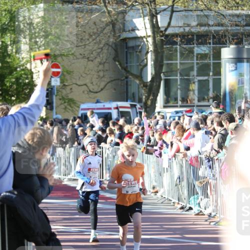 25.04.2025 - Das Zehntel Jannik Wohlers http://msf.ph/oto/7734549 26.04.2025 08:37:49 Laufen 00 meine-sportfotos.de