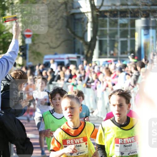 25.04.2025 - Das Zehntel Jannik Wohlers http://msf.ph/oto/7734594 26.04.2025 08:37:46 Laufen 06, 3613 meine-sportfotos.de