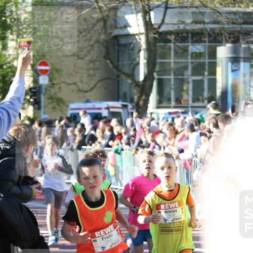 25.04.2025 - Das Zehntel Jannik Wohlers http://msf.ph/oto/7734605 26.04.2025 08:37:46 Laufen 2800, 3606 meine-sportfotos.de