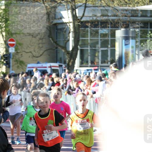 25.04.2025 - Das Zehntel Jannik Wohlers http://msf.ph/oto/7734616 26.04.2025 08:37:45 Laufen 2800, 3606, 660 meine-sportfotos.de