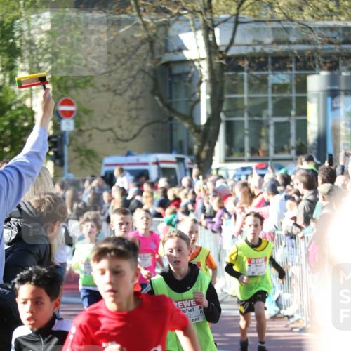 25.04.2025 - Das Zehntel Jannik Wohlers http://msf.ph/oto/7734634 26.04.2025 08:37:44 Laufen 1945, 13 meine-sportfotos.de