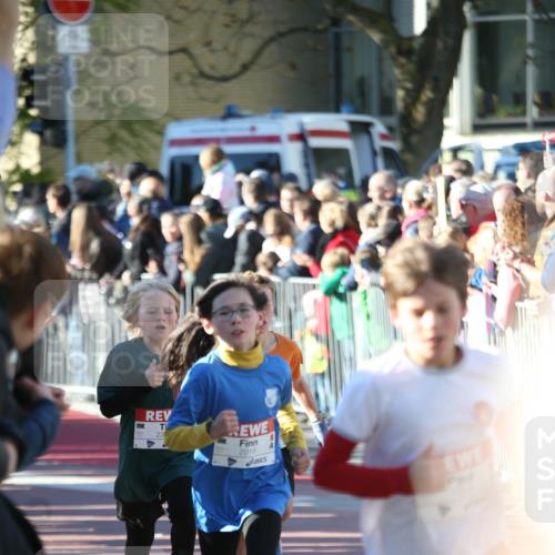 25.04.2025 - Das Zehntel Jannik Wohlers http://msf.ph/oto/7734864 26.04.2025 08:37:32 Laufen 23, 2018 meine-sportfotos.de