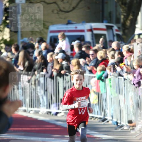 25.04.2025 - Das Zehntel Jannik Wohlers http://msf.ph/oto/7734924 26.04.2025 08:37:27 Laufen 926 meine-sportfotos.de