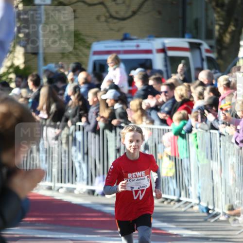 25.04.2025 - Das Zehntel Jannik Wohlers http://msf.ph/oto/7734928 26.04.2025 08:37:27 Laufen 1926 meine-sportfotos.de