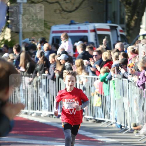25.04.2025 - Das Zehntel Jannik Wohlers http://msf.ph/oto/7734934 26.04.2025 08:37:27 Laufen 1926 meine-sportfotos.de