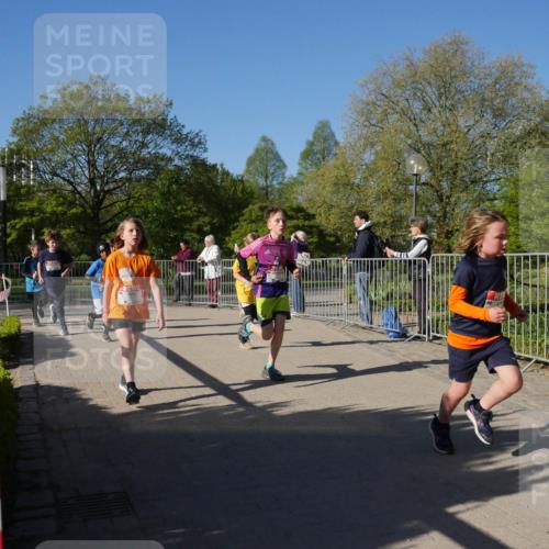 25.04.2025 - Das Zehntel Zöllner http://msf.ph/oto/7752029 26.04.2025 08:42:06 Laufen  meine-sportfotos.de
