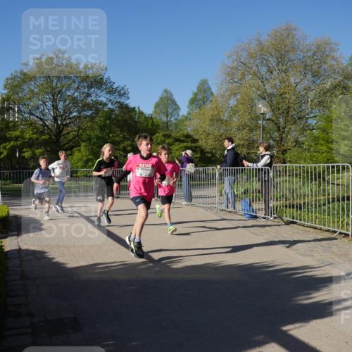 25.04.2025 - Das Zehntel Zöllner http://msf.ph/oto/7752081 26.04.2025 08:42:11 Laufen  meine-sportfotos.de