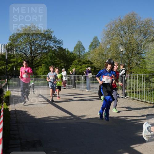 25.04.2025 - Das Zehntel Zöllner http://msf.ph/oto/7752150 26.04.2025 08:42:18 Laufen  meine-sportfotos.de