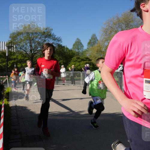 25.04.2025 - Das Zehntel Zöllner http://msf.ph/oto/7752179 26.04.2025 08:42:20 Laufen 3462, 3462 meine-sportfotos.de