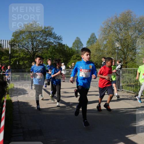25.04.2025 - Das Zehntel Zöllner http://msf.ph/oto/7752241 26.04.2025 08:42:25 Laufen 1479 meine-sportfotos.de