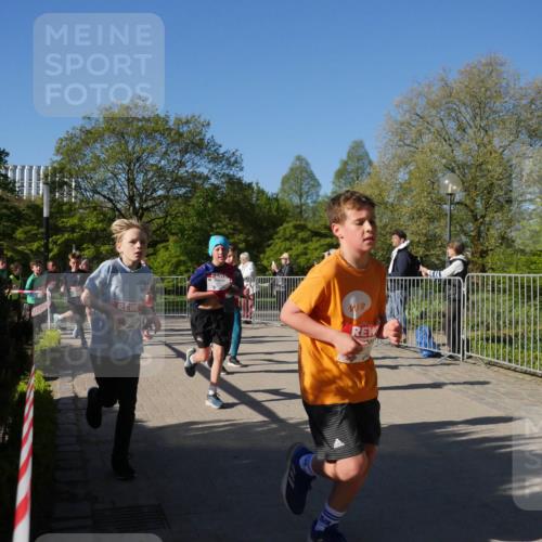 25.04.2025 - Das Zehntel Zöllner http://msf.ph/oto/7752374 26.04.2025 08:42:37 Laufen  meine-sportfotos.de