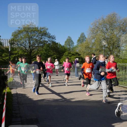 25.04.2025 - Das Zehntel Zöllner http://msf.ph/oto/7752394 26.04.2025 08:42:39 Laufen  meine-sportfotos.de