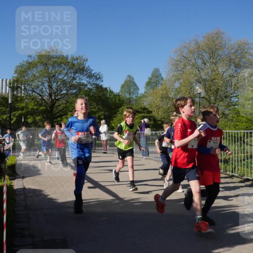 25.04.2025 - Das Zehntel Zöllner http://msf.ph/oto/7752482 26.04.2025 08:42:47 Laufen  meine-sportfotos.de