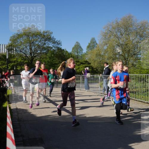 25.04.2025 - Das Zehntel Zöllner http://msf.ph/oto/7752601 26.04.2025 08:42:58 Laufen  meine-sportfotos.de