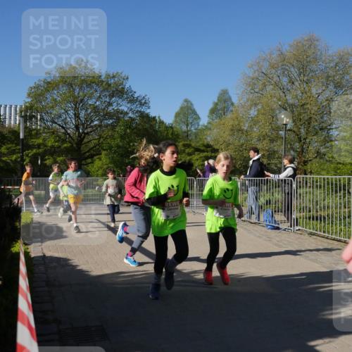 25.04.2025 - Das Zehntel Zöllner http://msf.ph/oto/7752660 26.04.2025 08:43:03 Laufen  meine-sportfotos.de
