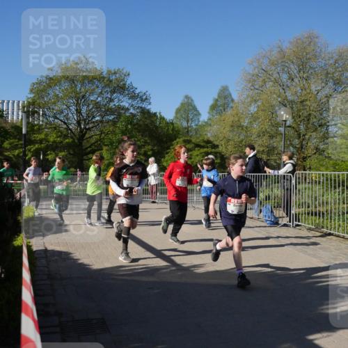25.04.2025 - Das Zehntel Zöllner http://msf.ph/oto/7752709 26.04.2025 08:43:07 Laufen  meine-sportfotos.de