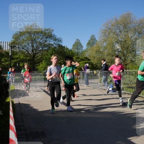 25.04.2025 - Das Zehntel Zöllner http://msf.ph/oto/7752740 26.04.2025 08:43:10 Laufen  meine-sportfotos.de