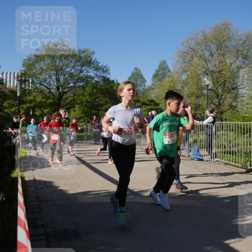 25.04.2025 - Das Zehntel Zöllner http://msf.ph/oto/7752746 26.04.2025 08:43:10 Laufen 1129, 444444 meine-sportfotos.de