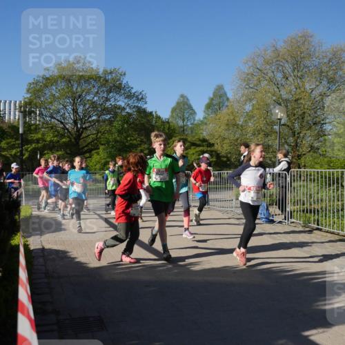 25.04.2025 - Das Zehntel Zöllner http://msf.ph/oto/7752760 26.04.2025 08:43:11 Laufen  meine-sportfotos.de