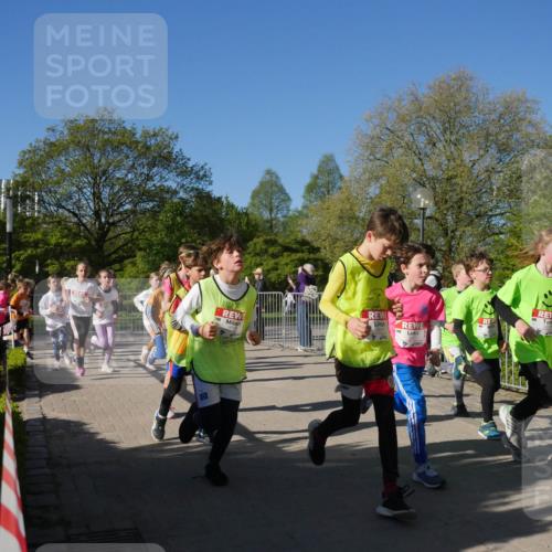 25.04.2025 - Das Zehntel Zöllner http://msf.ph/oto/7752815 26.04.2025 08:43:17 Laufen  meine-sportfotos.de