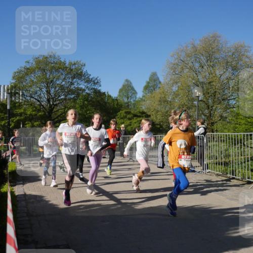 25.04.2025 - Das Zehntel Zöllner http://msf.ph/oto/7752828 26.04.2025 08:43:18 Laufen  meine-sportfotos.de