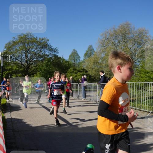 25.04.2025 - Das Zehntel Zöllner http://msf.ph/oto/7752859 26.04.2025 08:43:21 Laufen  meine-sportfotos.de
