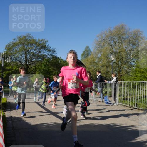 25.04.2025 - Das Zehntel Zöllner http://msf.ph/oto/7752951 26.04.2025 08:43:29 Laufen 3408 meine-sportfotos.de