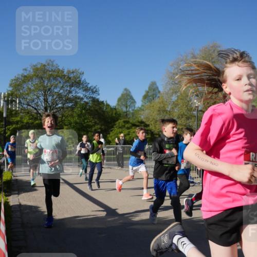 25.04.2025 - Das Zehntel Zöllner http://msf.ph/oto/7752955 26.04.2025 08:43:30 Laufen  meine-sportfotos.de