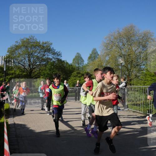 25.04.2025 - Das Zehntel Zöllner http://msf.ph/oto/7753075 26.04.2025 08:43:41 Laufen  meine-sportfotos.de