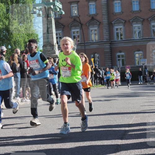 25.04.2025 - Das Zehntel KatJ http://msf.ph/oto/7753078 26.04.2025 08:51:02 Laufen 3063 meine-sportfotos.de