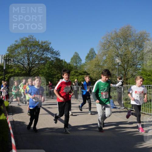 25.04.2025 - Das Zehntel Zöllner http://msf.ph/oto/7753133 26.04.2025 08:43:47 Laufen  meine-sportfotos.de