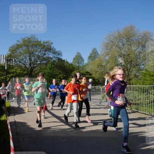 25.04.2025 - Das Zehntel Zöllner http://msf.ph/oto/7753155 26.04.2025 08:43:49 Laufen  meine-sportfotos.de