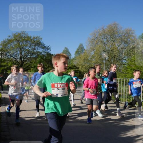 25.04.2025 - Das Zehntel Zöllner http://msf.ph/oto/7753391 26.04.2025 08:44:11 Laufen 1448 meine-sportfotos.de