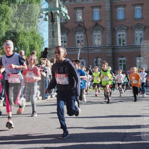 25.04.2025 - Das Zehntel KatJ http://msf.ph/oto/7753473 26.04.2025 08:51:21 Laufen 3104, 1453 meine-sportfotos.de