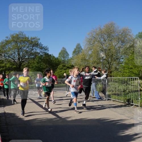 25.04.2025 - Das Zehntel Zöllner http://msf.ph/oto/7753501 26.04.2025 08:44:21 Laufen  meine-sportfotos.de