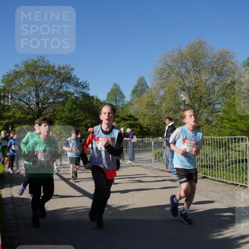 25.04.2025 - Das Zehntel Zöllner http://msf.ph/oto/7753525 26.04.2025 08:44:23 Laufen  meine-sportfotos.de