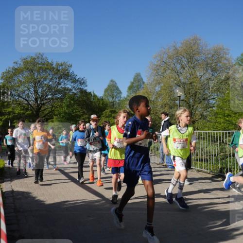 25.04.2025 - Das Zehntel Zöllner http://msf.ph/oto/7753559 26.04.2025 08:44:26 Laufen 3170 meine-sportfotos.de