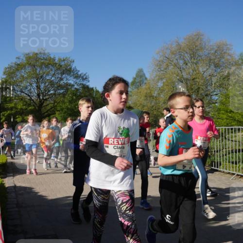 25.04.2025 - Das Zehntel Zöllner http://msf.ph/oto/7753595 26.04.2025 08:44:30 Laufen 2345, 2469 meine-sportfotos.de