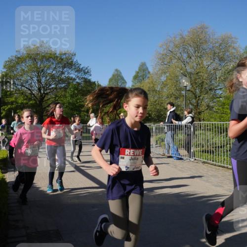 25.04.2025 - Das Zehntel Zöllner http://msf.ph/oto/7753676 26.04.2025 08:44:38 Laufen 1182, 1175 meine-sportfotos.de