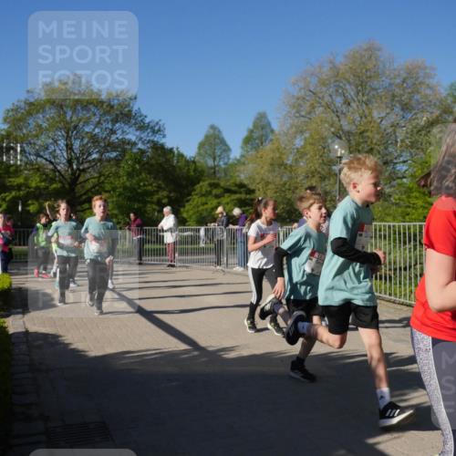 25.04.2025 - Das Zehntel Zöllner http://msf.ph/oto/7753691 26.04.2025 08:44:39 Laufen  meine-sportfotos.de